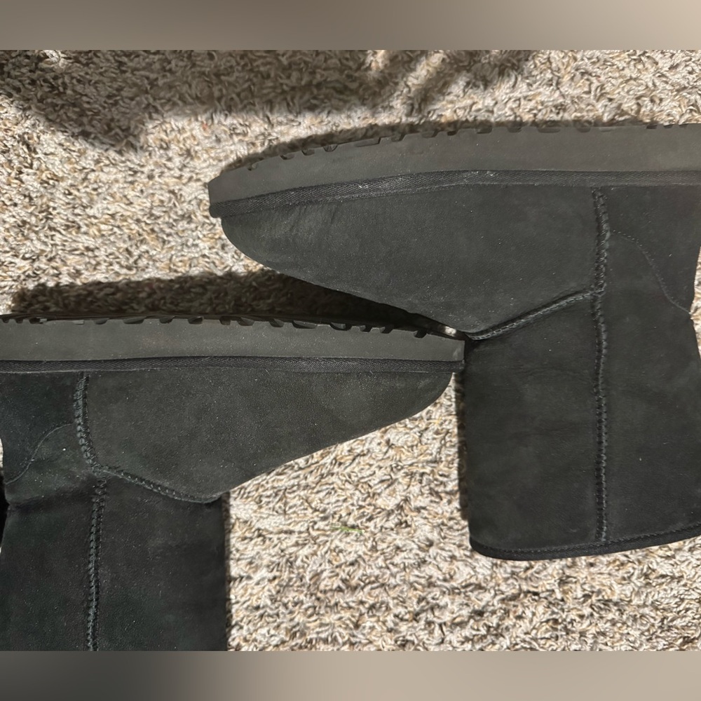 Ugg Classic Short II - Picture 5 of 6